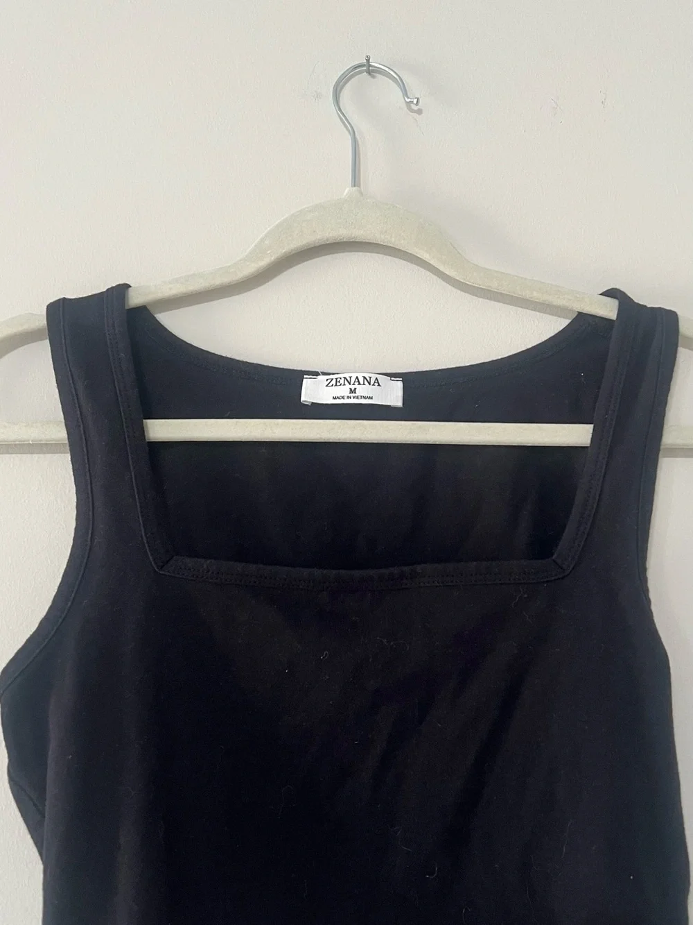 Zenana Outfitters Black Square Neck Crop Tank